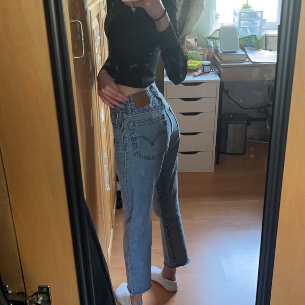 Levi’s Wedgie Jeans